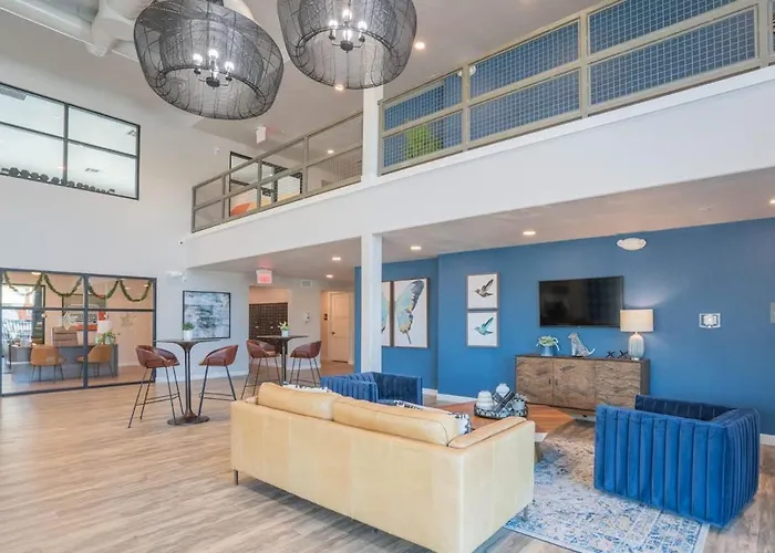 Prime Location With Balcony Pool Gym Wd Parking Appartamento Tempe