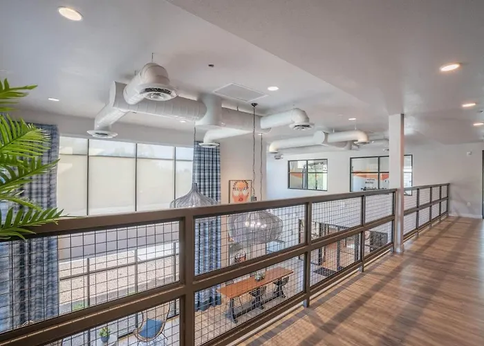 Appartamento Prime Location With Balcony Pool Gym Wd Parking