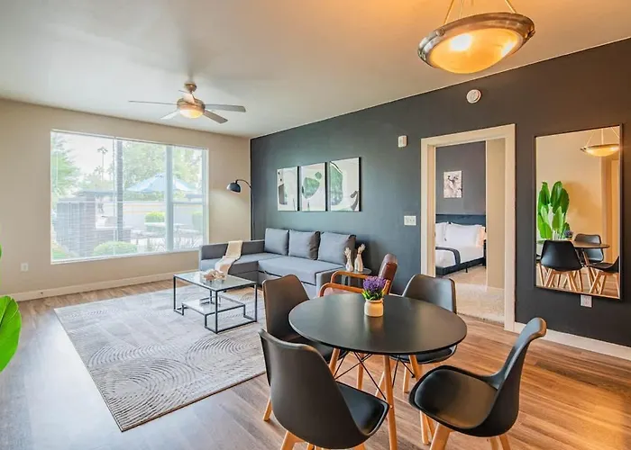 Apartment Prime Location With Balcony Pool Gym Wd Parking Tempe